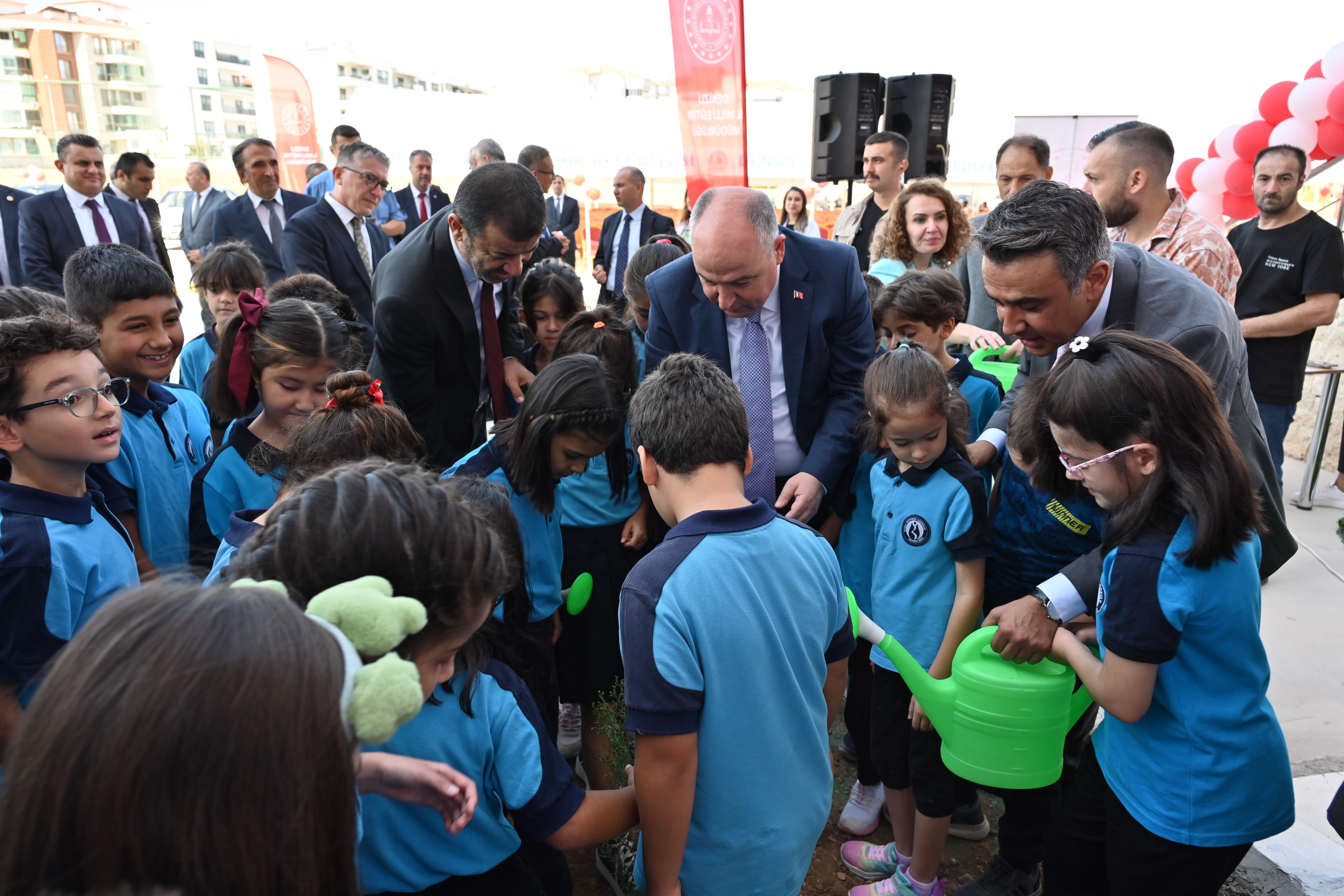 Denizli Öğrenciler Ders Başı Yaptı (2)