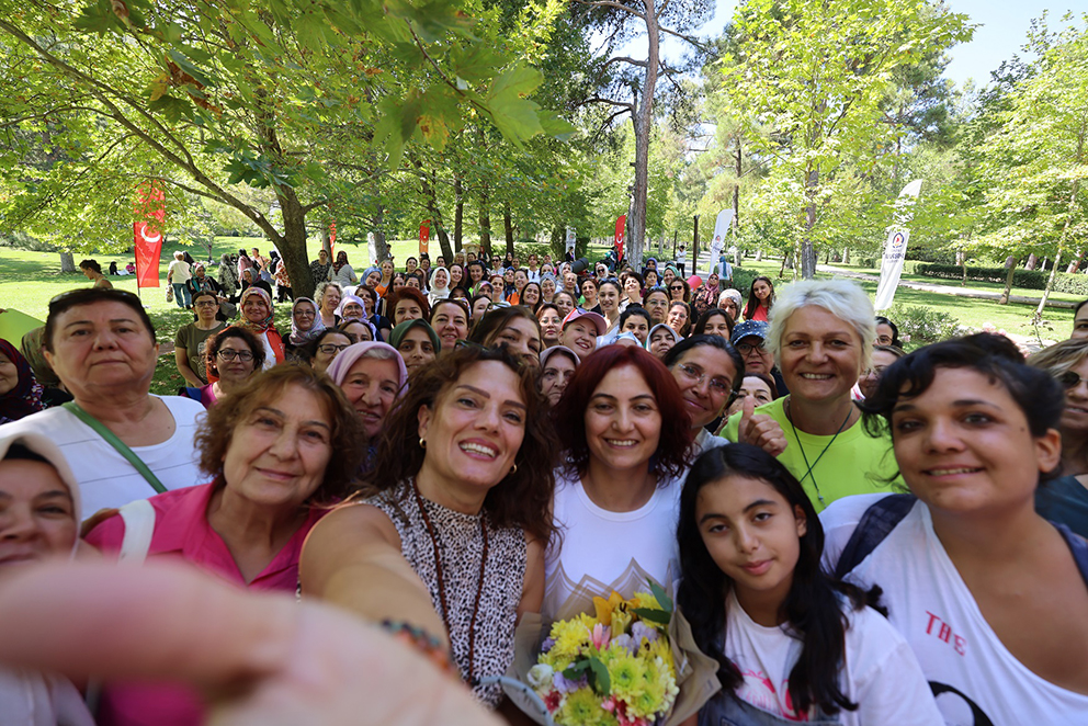 Yüzlerce Kadın, Büyükşehirin Nefes Etkinliğinde Buluştu (2)