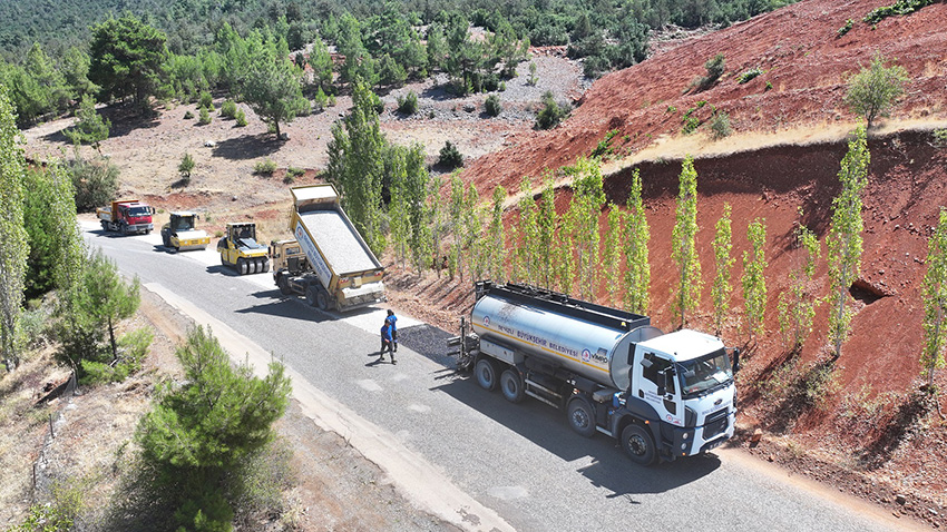 Büyükşehir Çalışıyor, Yollar Yenileniyor (1)