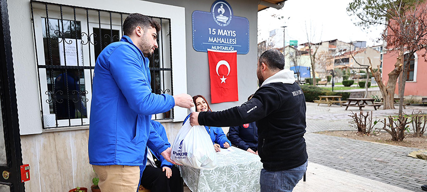 Büyükşehir Beslenme Yardımlarına Devam Ediyor (6)