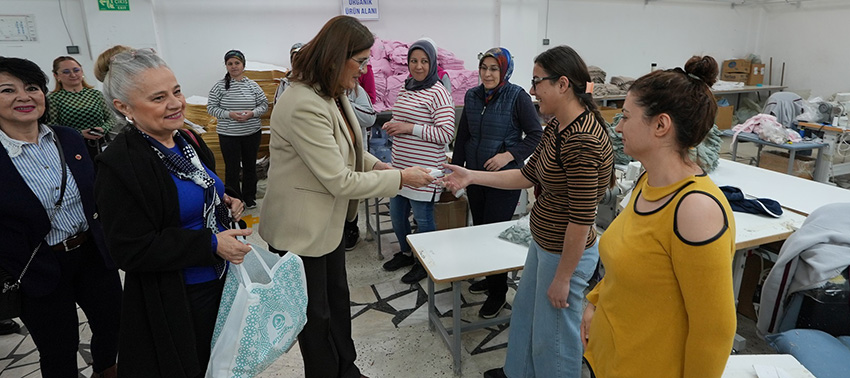 Kent Konseyi Kadın Meclisi'nden Emekçi Kadınlara Anlamlı Ziyaret (4)