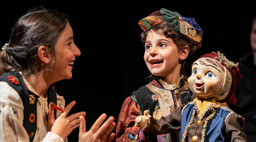 1.Uluslararasi Çocuk Ti̇yatrolari Festi̇vali̇ Başliyor (6)