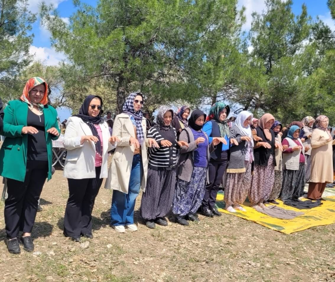 Çiftçiler Yağmur Duasında (5)