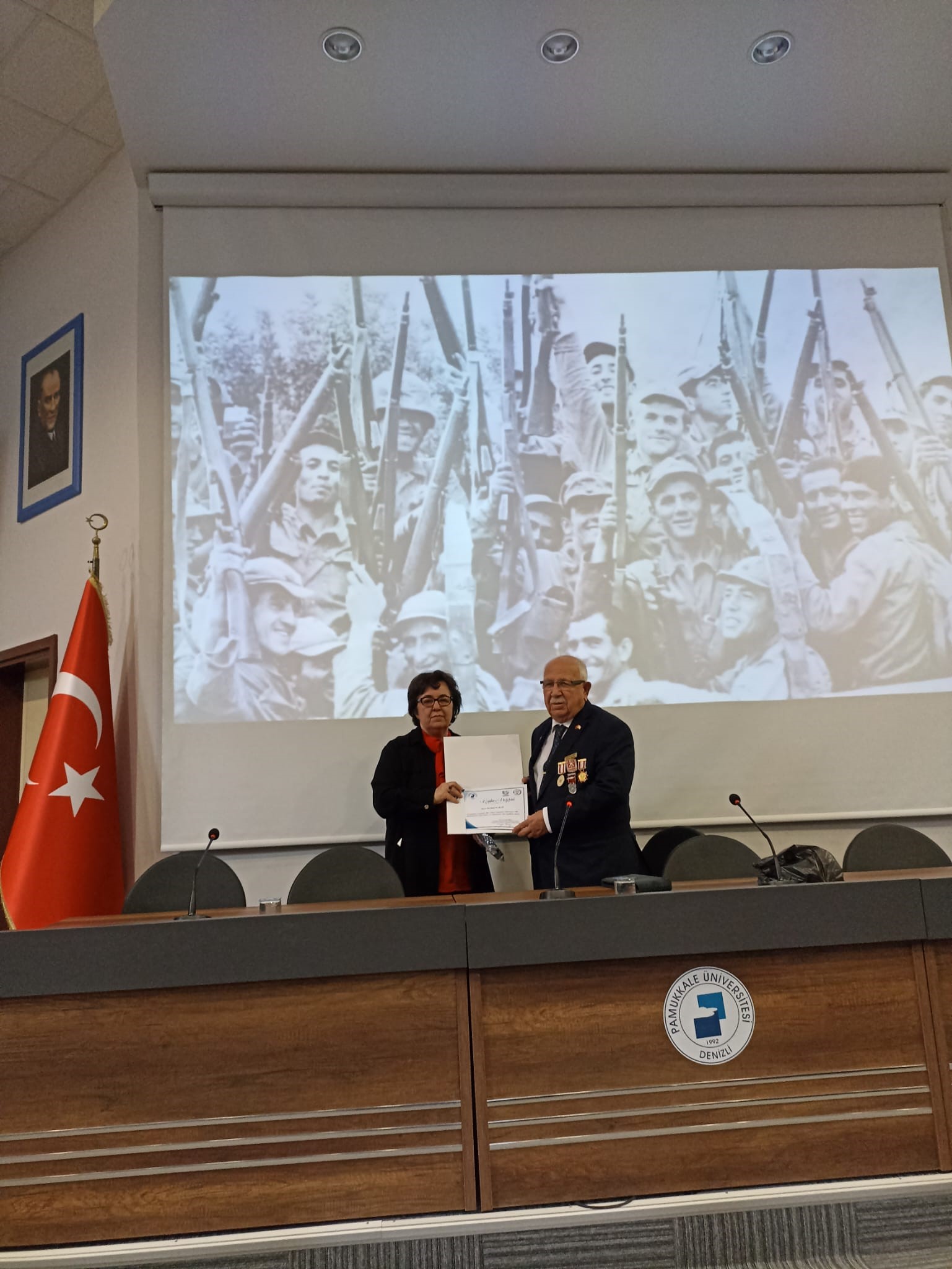 Paü’de Kıbrıs Gazisi Ferhat Alkan Öğrencilerle Buluştu (3)