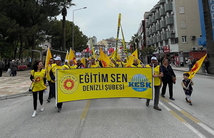 1 Mayıs 02