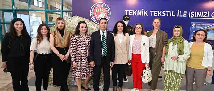 19 D S C 6859