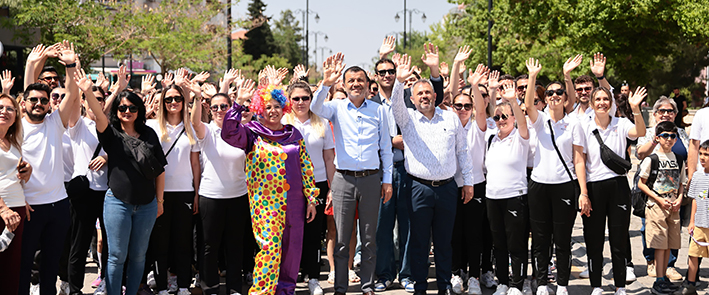 Anneler Günü Ve Engelliler Haftası Ortak Etkinliği Renkli Görüntülere Sahne Oldu (4)