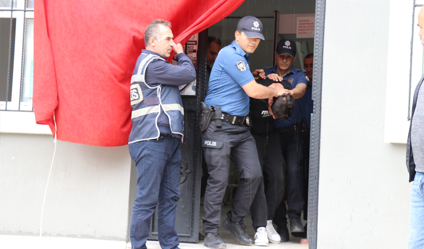 Deni̇zli̇’de Çocuğa Darp İle İlgi̇li̇ Emni̇yetten Açiklama 3