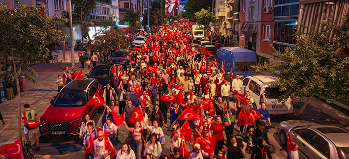 On Binler Fener Alayı’nda Buluştu, 19 Mayıs Şölene Dönüştü (6)
