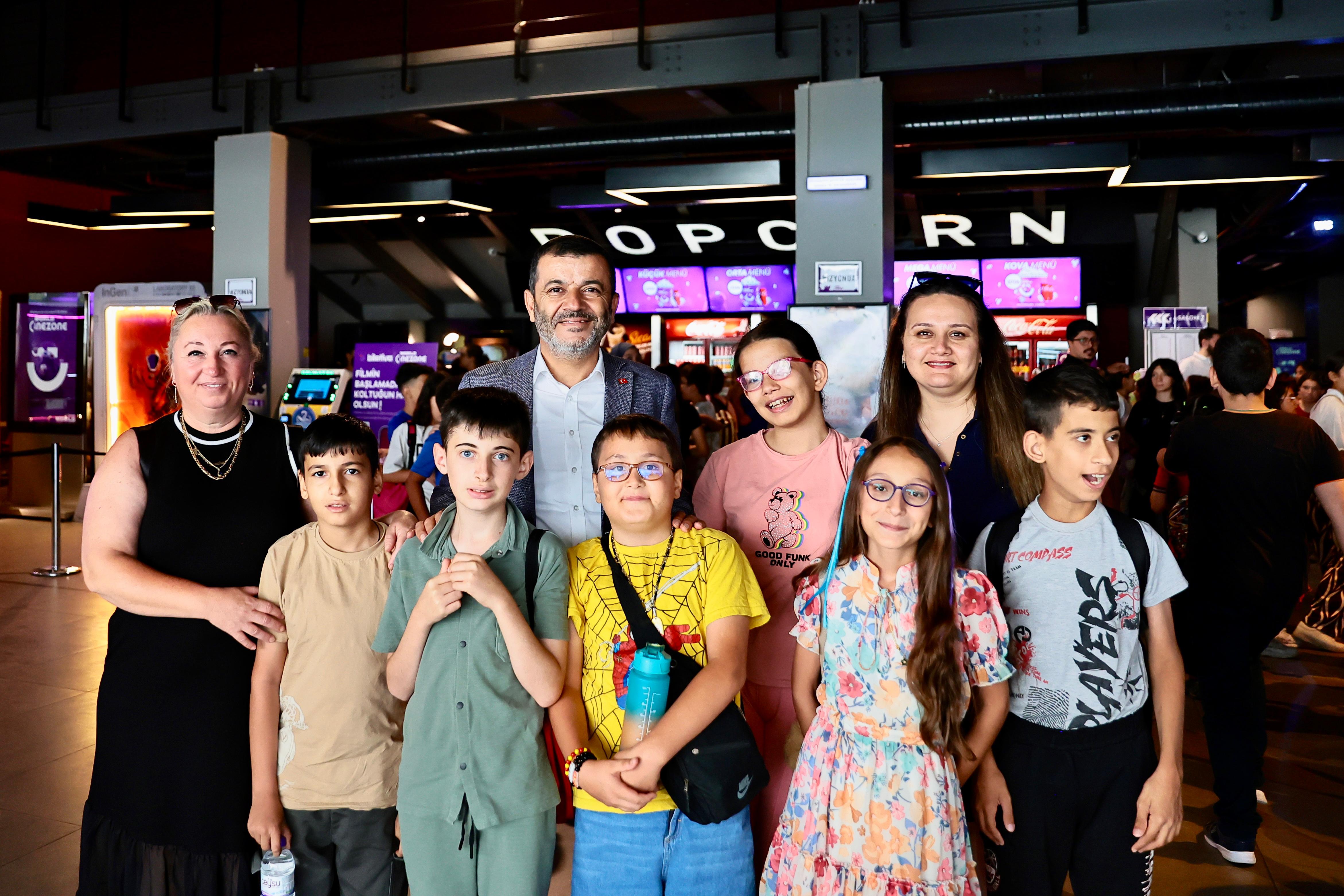 Bir Gün Bir Film Bir Kitap Projesi Büyük Ilgi Görüyor (1)