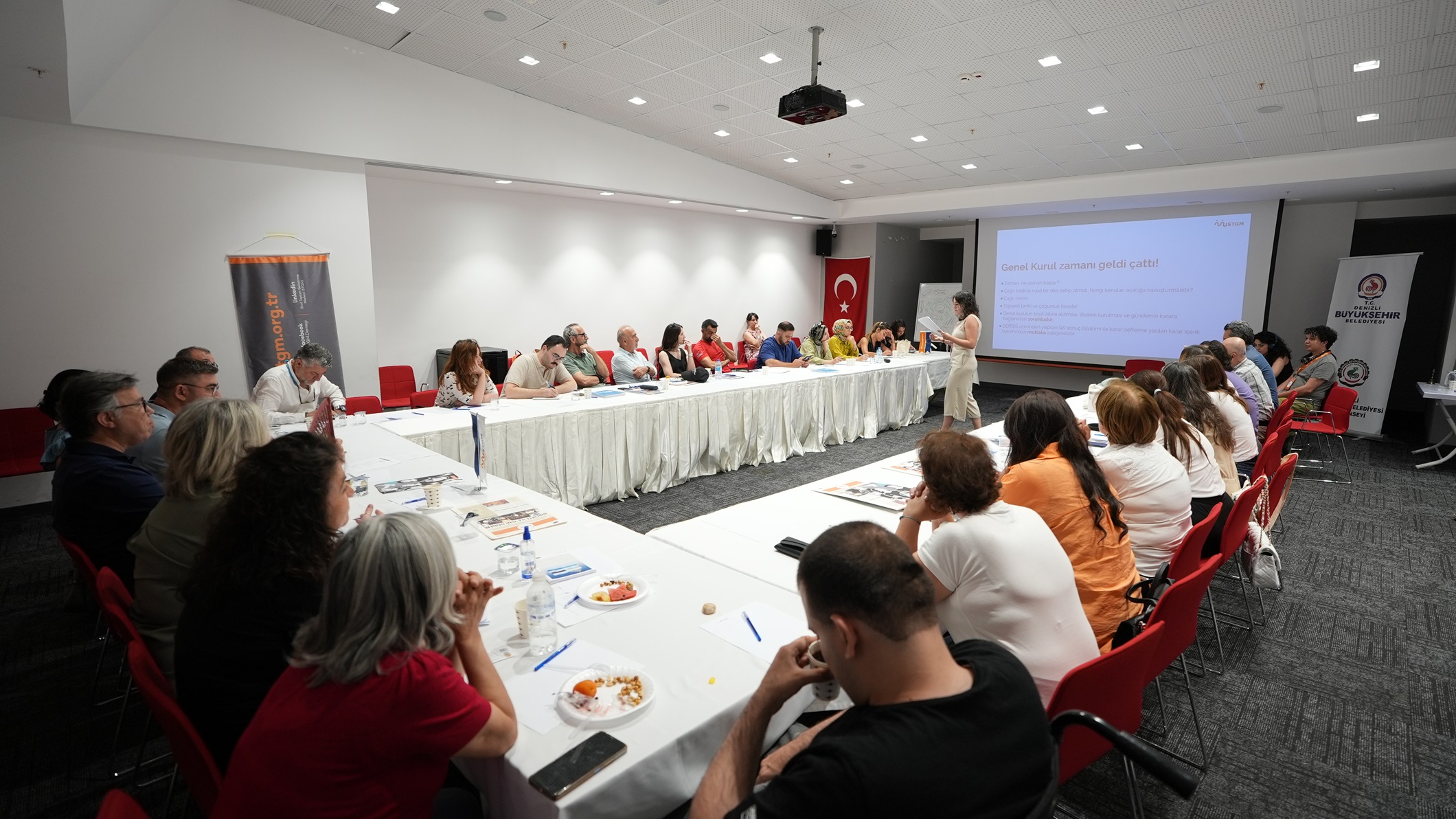 Büyükşehir’den Sivil Toplum Kuruluşlarına Yönelik Eğitim Programı (4)