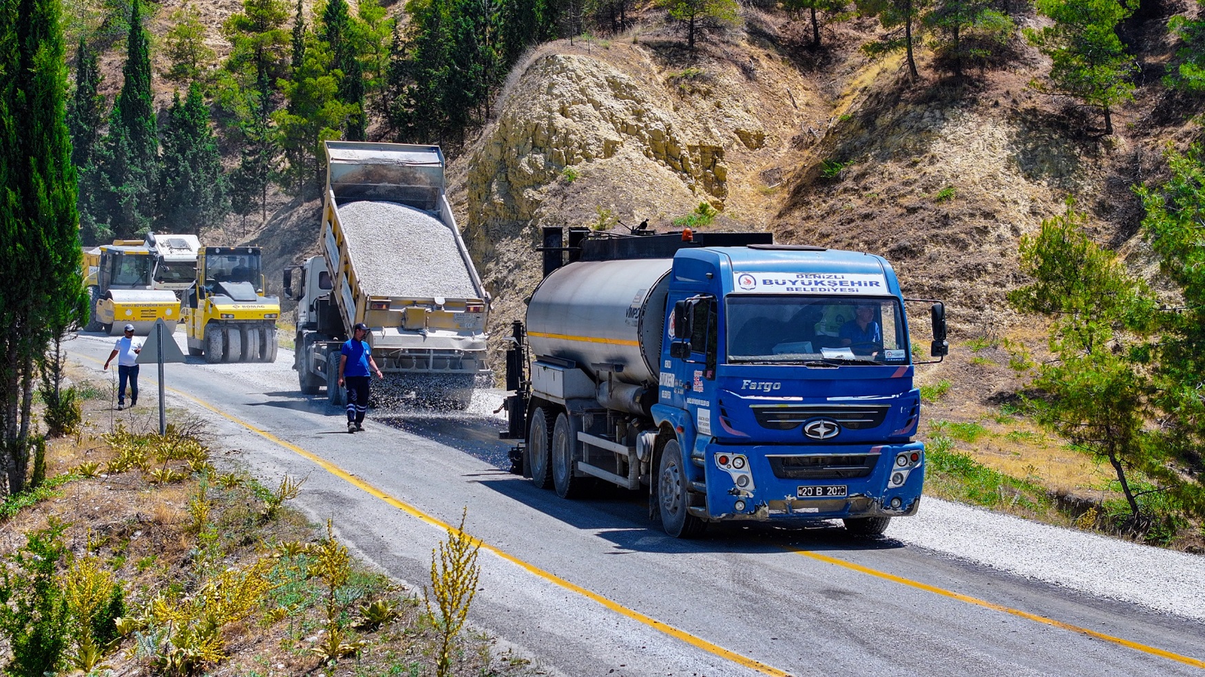 Denizli Büyükşehir’in Asfalt Mesaisi Başladı (2)