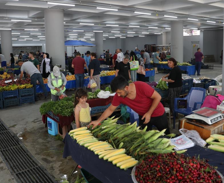 Merkezefendi̇’de Pazar Yerleri̇ Bayrama Özel Ari̇fe Günü Kurulacak
