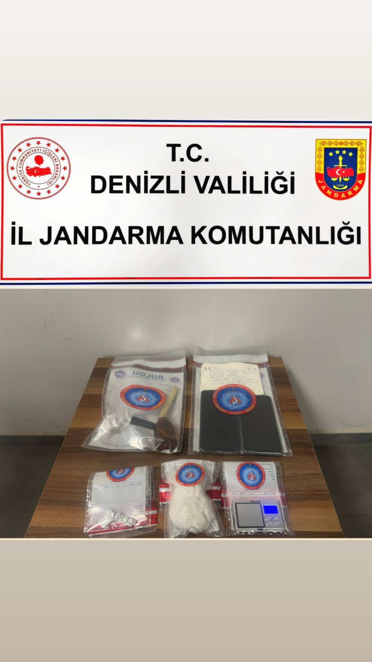 Tavas Foto