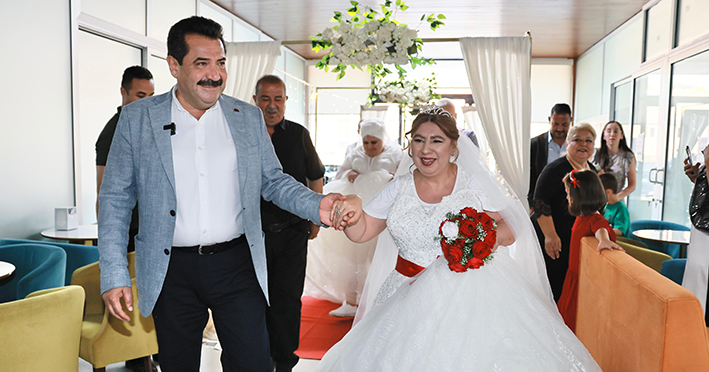 Yüreklere Dokunan Düğün (1)