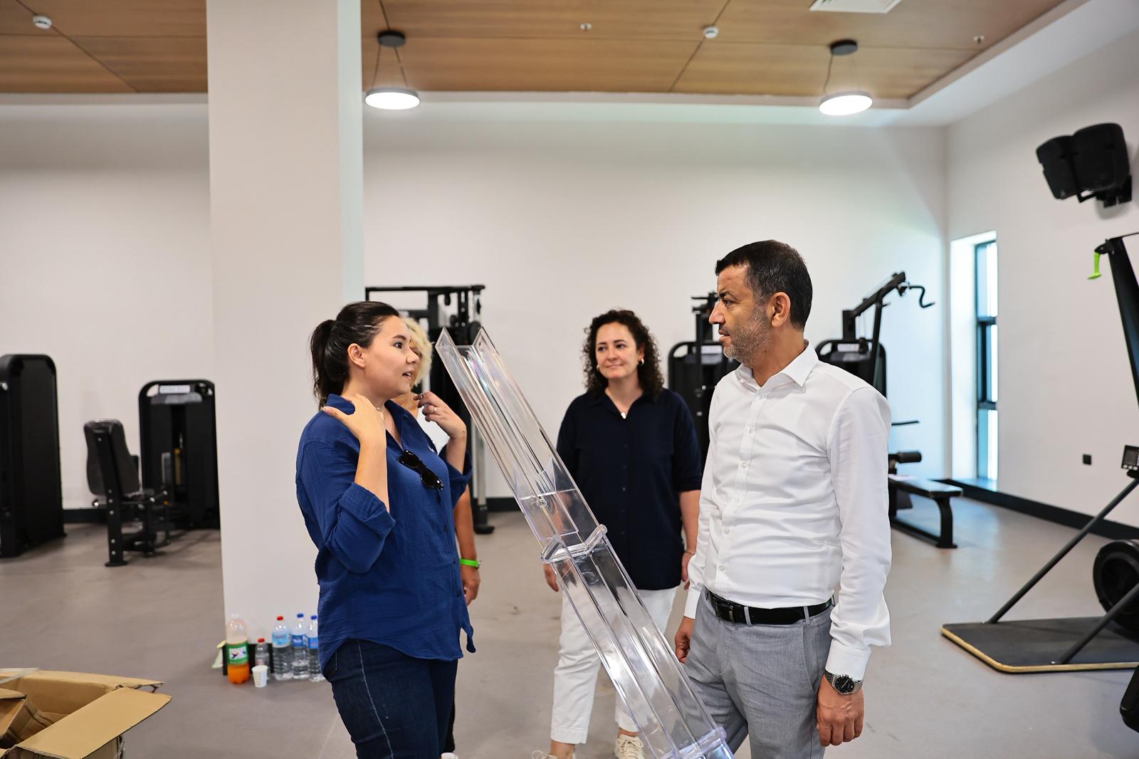 Başkan Çavuşoğlu Engelsiz Spor Ve Yaşam Merkezi’nde (5)
