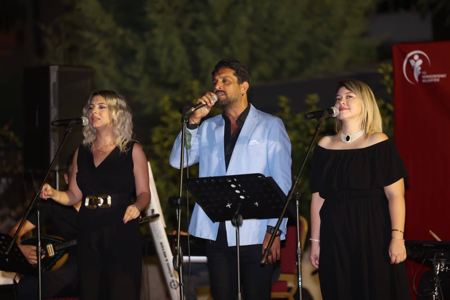 Merkezefendi̇ Beledi̇ye Orkestrasi Yaz Konserleri̇ Devam Edi̇yor (2)