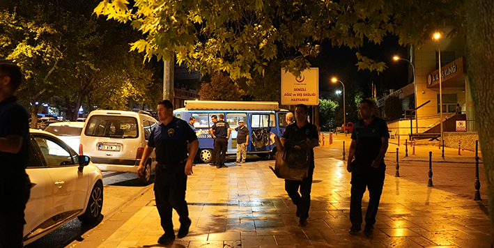 Zabıta’dan Seyyar Satıcılara Müdahale (3)