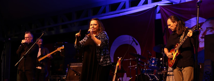 Cumhuriyet Coşkusu Denizli’de Müzik Ve Dansla Taçlandı (7)