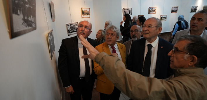 “Cumhuriyet’ten Günümüze Denizli” Fotoğraf Sergisi Açıldı (5)