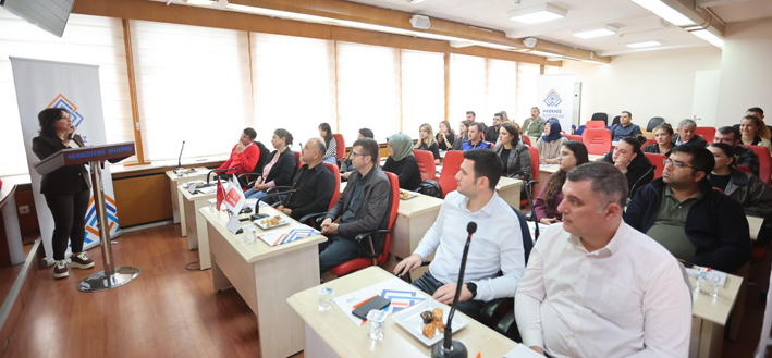 Akdeni̇z Beledi̇yeler Bi̇rli̇ği̇’nden Merkezefendi̇ Beledi̇yesi̇ Personeli̇ne Mevzuat Eği̇ti̇mi̇ (2)