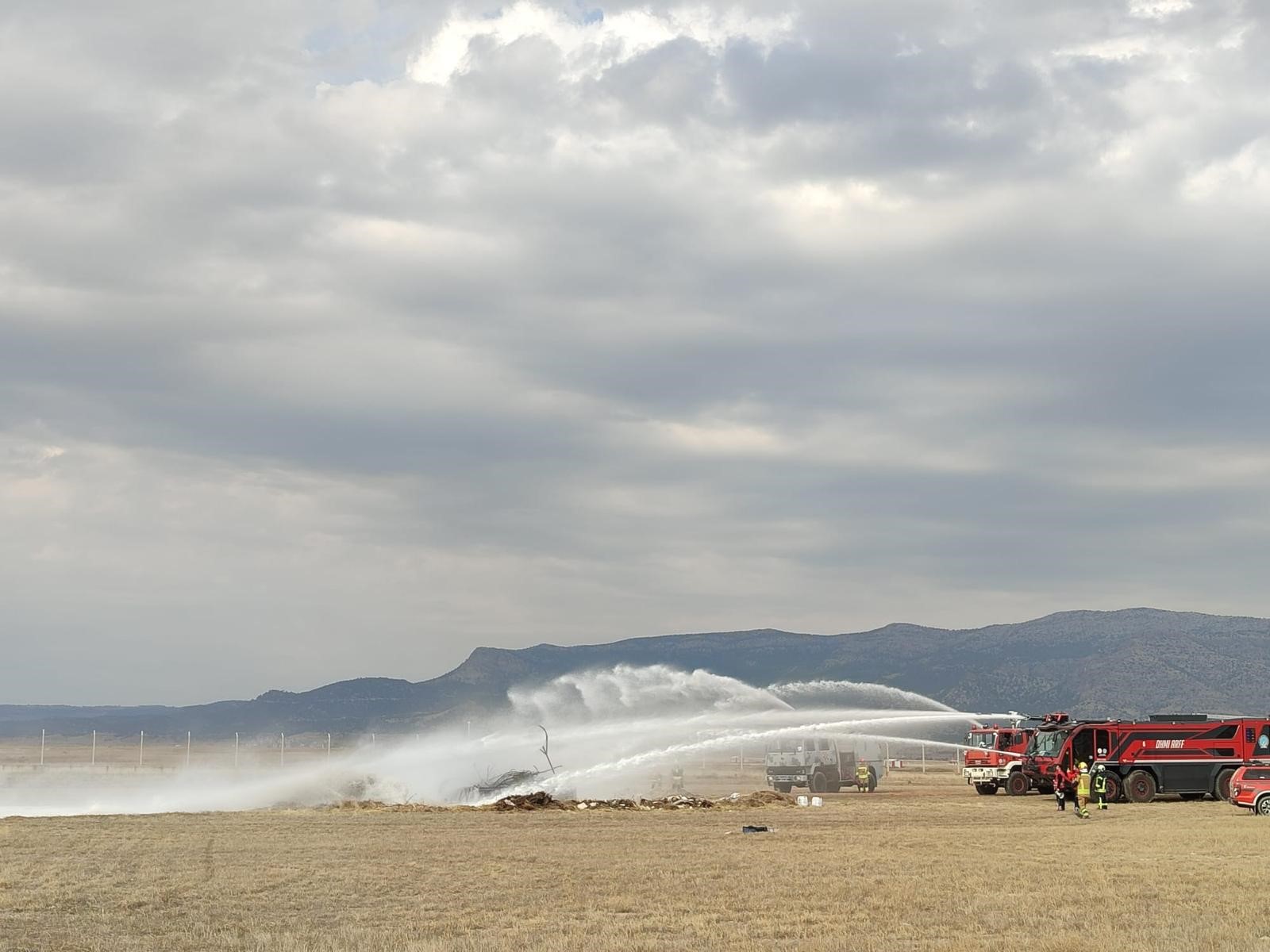 Çardak Havalimanı (2)