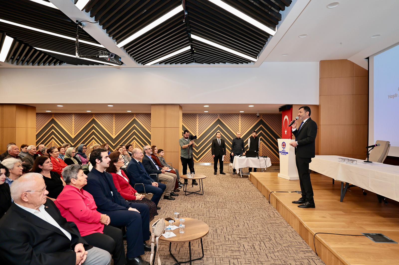 Denizli Büyükşehir’den Türkiye’ye Öncü Model Yaşlı Meclisi Kuruldu (4)