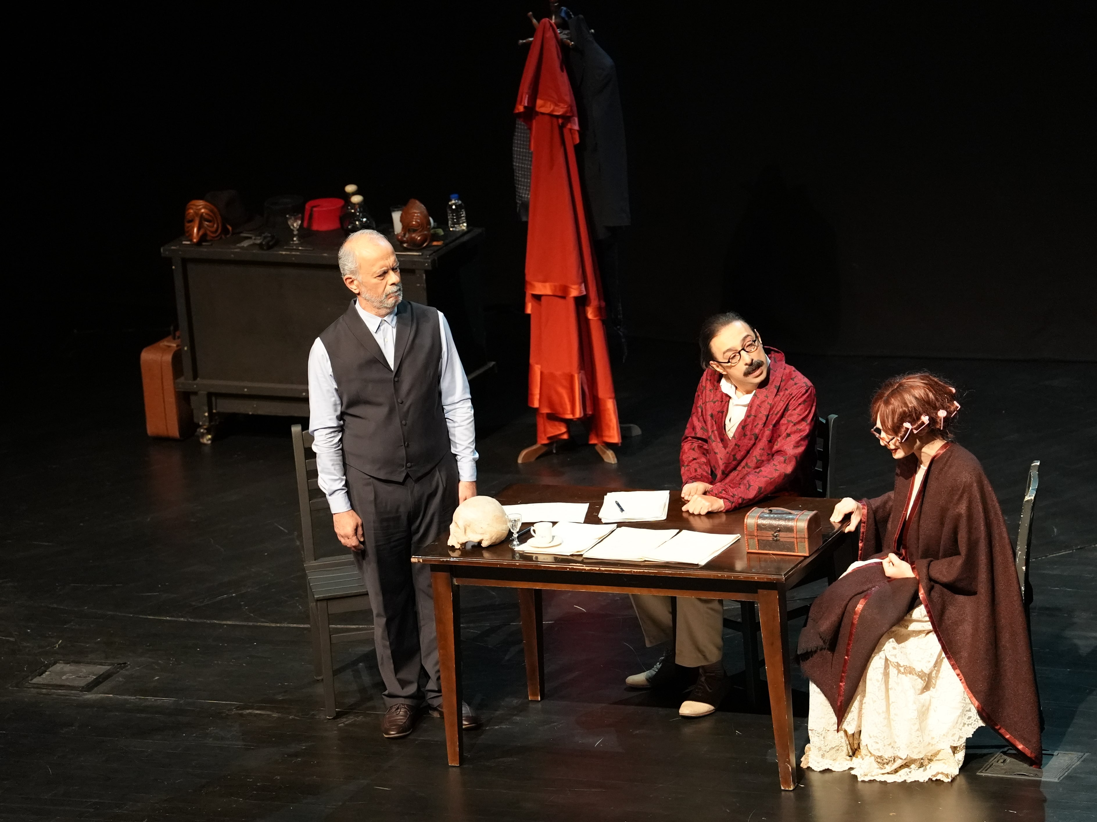 Türk Tiyatrosunun Belleği Büyükşehir Sahnesinde (1)