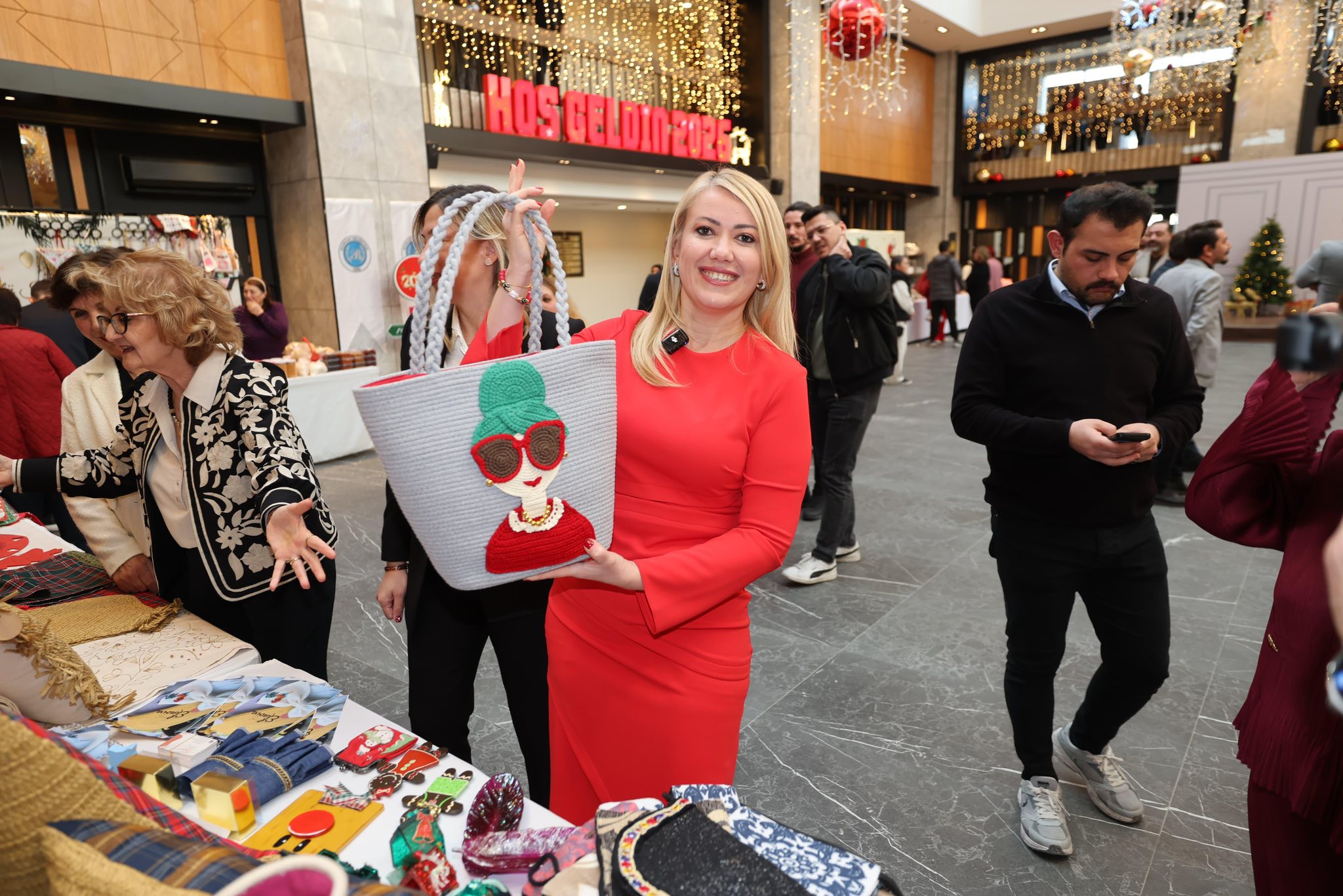 602438843 3178544458971761 5380406974586465915 N