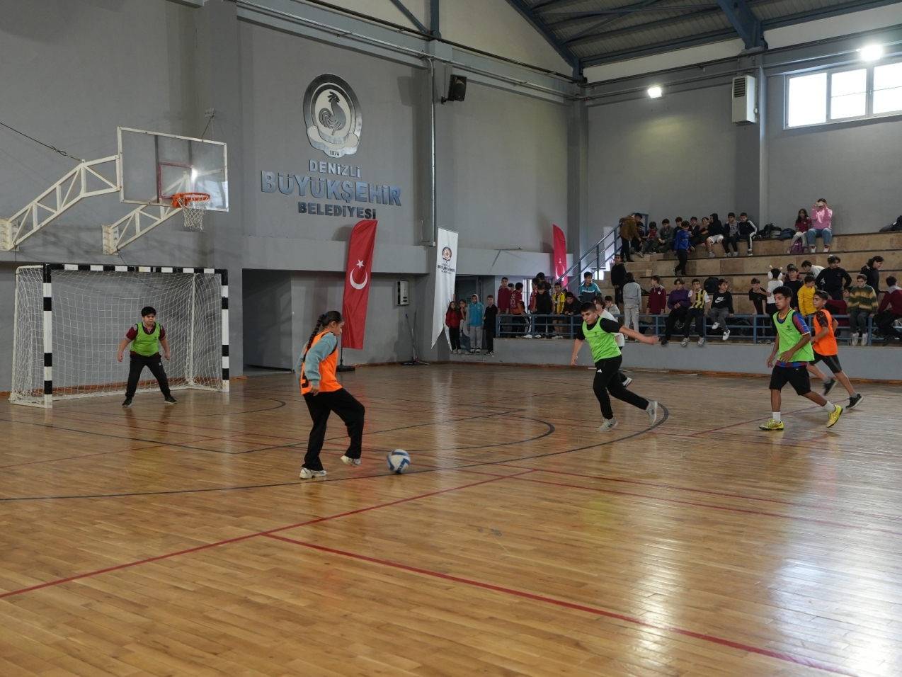 Büyükşehir'den Futsal Turnuvası (2)