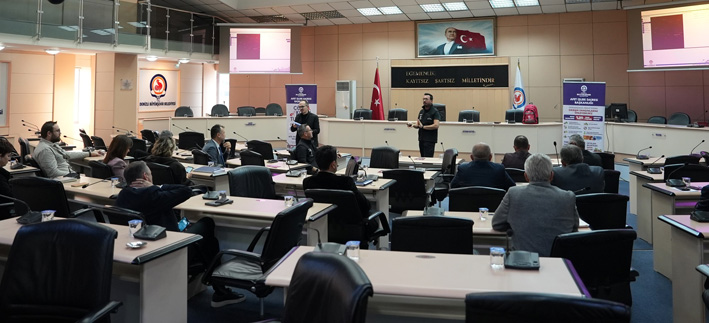 Denizli Büyükşehir’in Yönetici Kadrosuna Afet Farkındalık Eğitimi (1)