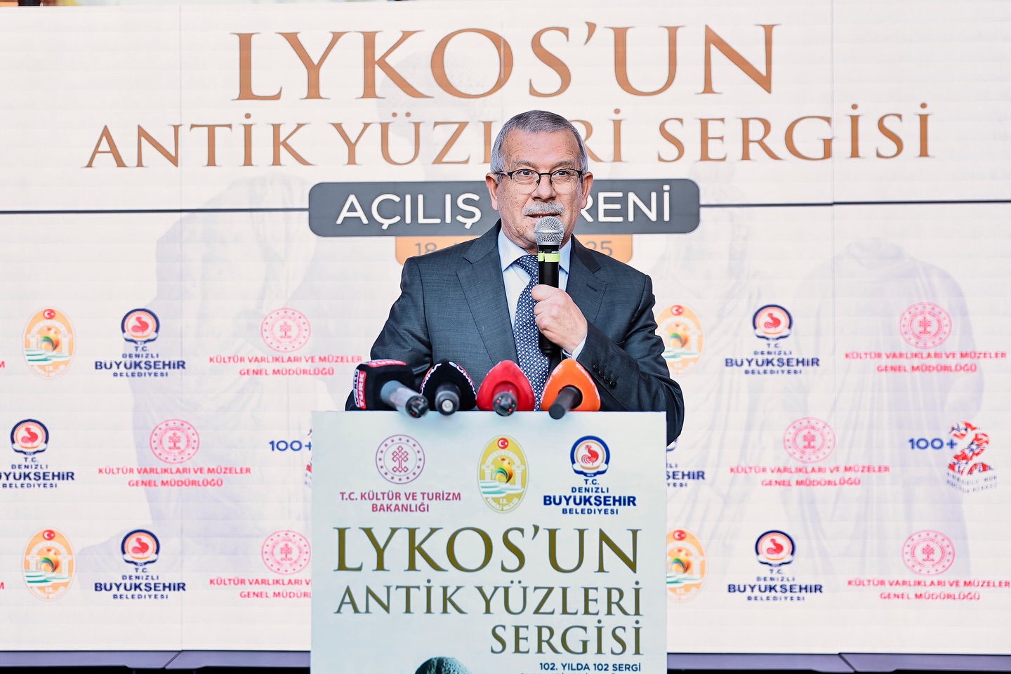 Deni̇zli̇’ni̇n Paha Bi̇çi̇lmez Hazi̇nesi̇ Görücüye Çikt