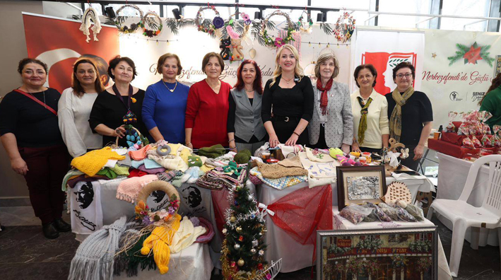 Gi̇ri̇şi̇mci̇ Kadinlar Ve El Emeği̇ Festi̇vali̇ Dolu Dolu Geçti̇ (4)