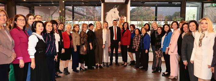 Kadın Meclisi’nden Dünya Kadın Hakları Günü’nde Anlamlı Buluşma (5)