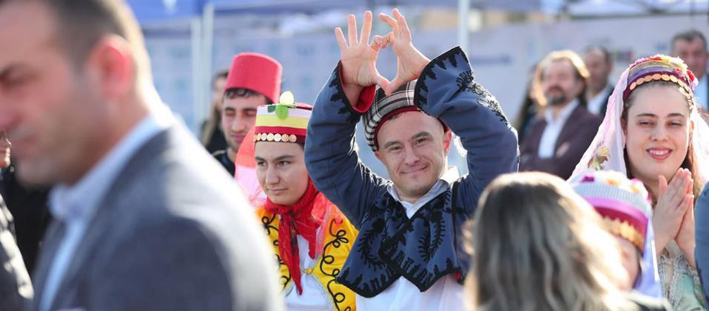 Merkezefendi̇ Beledi̇yesi̇ 5. Engelsi̇z Fest Başliyor (2)