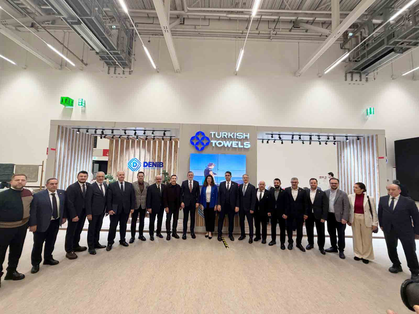 28 I M G 20260114 W A0067