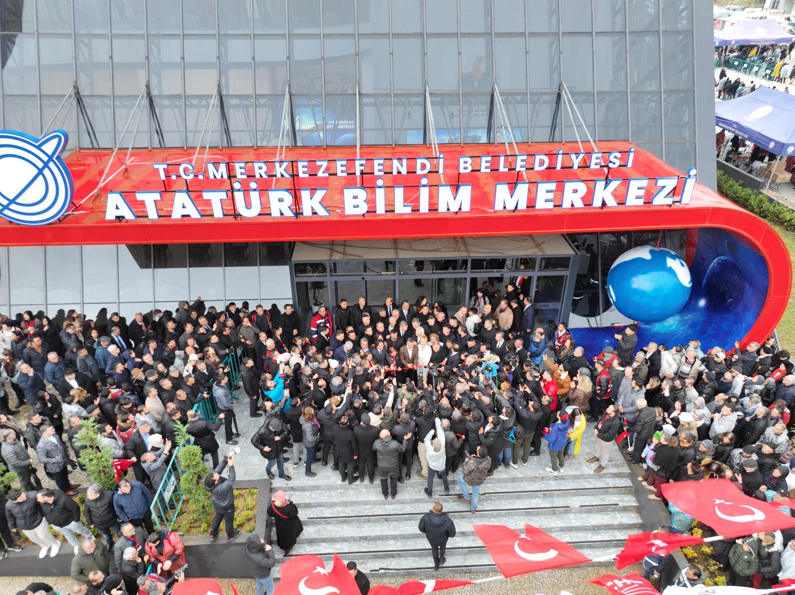 Atatürk Bi̇li̇m Merkezi̇ Açilişi Ve Mi̇ti̇ng (26)