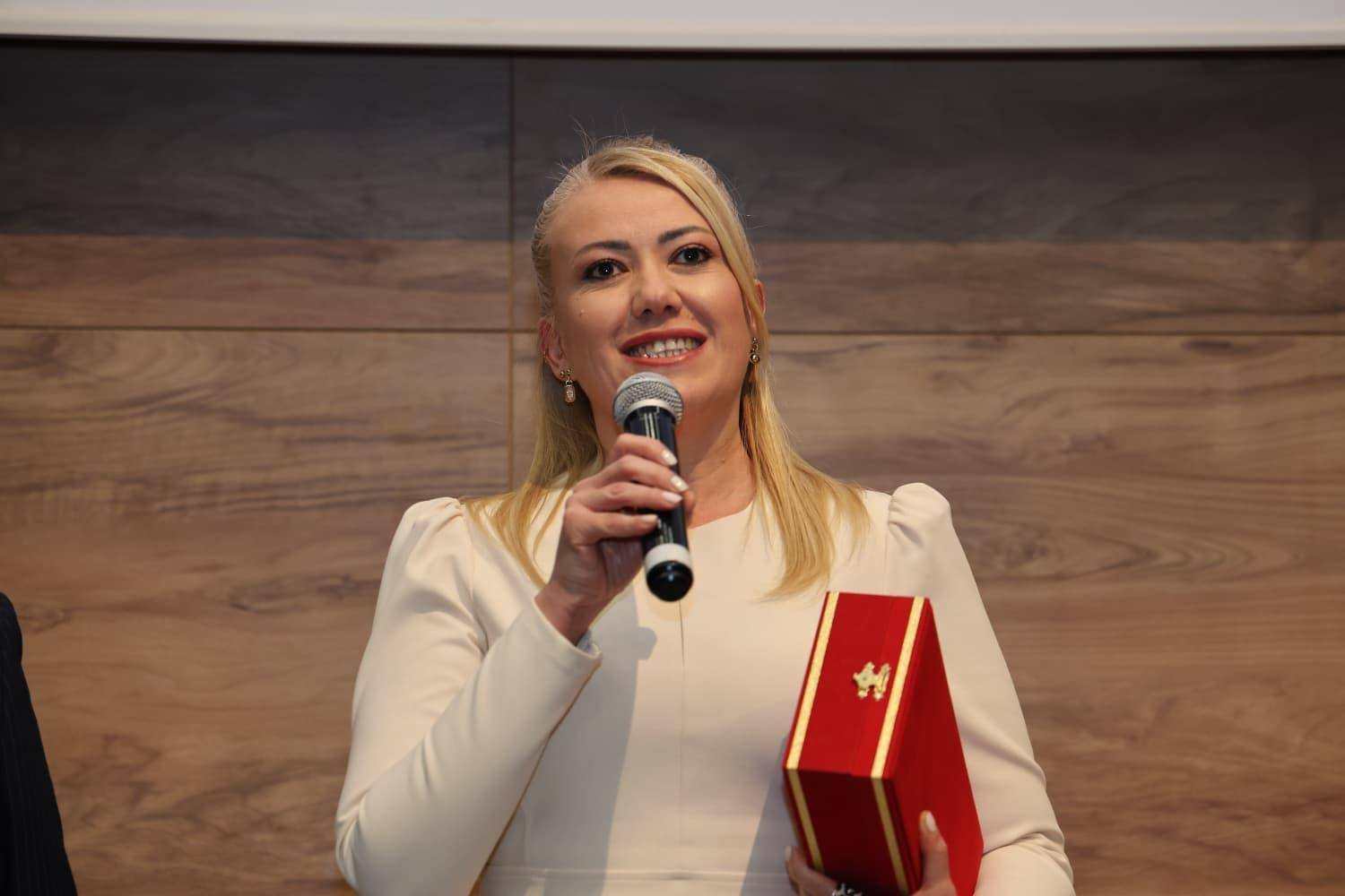 Başkan Şeni̇z Doğan’a Egf’den Ödül (4)