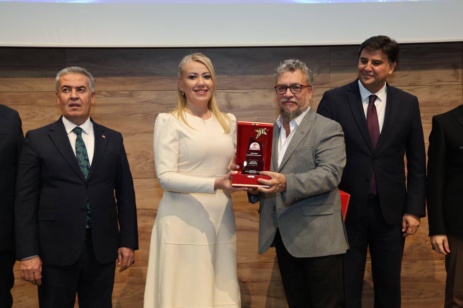 Başkan Şeni̇z Doğan’a Egf’den Ödül (8)