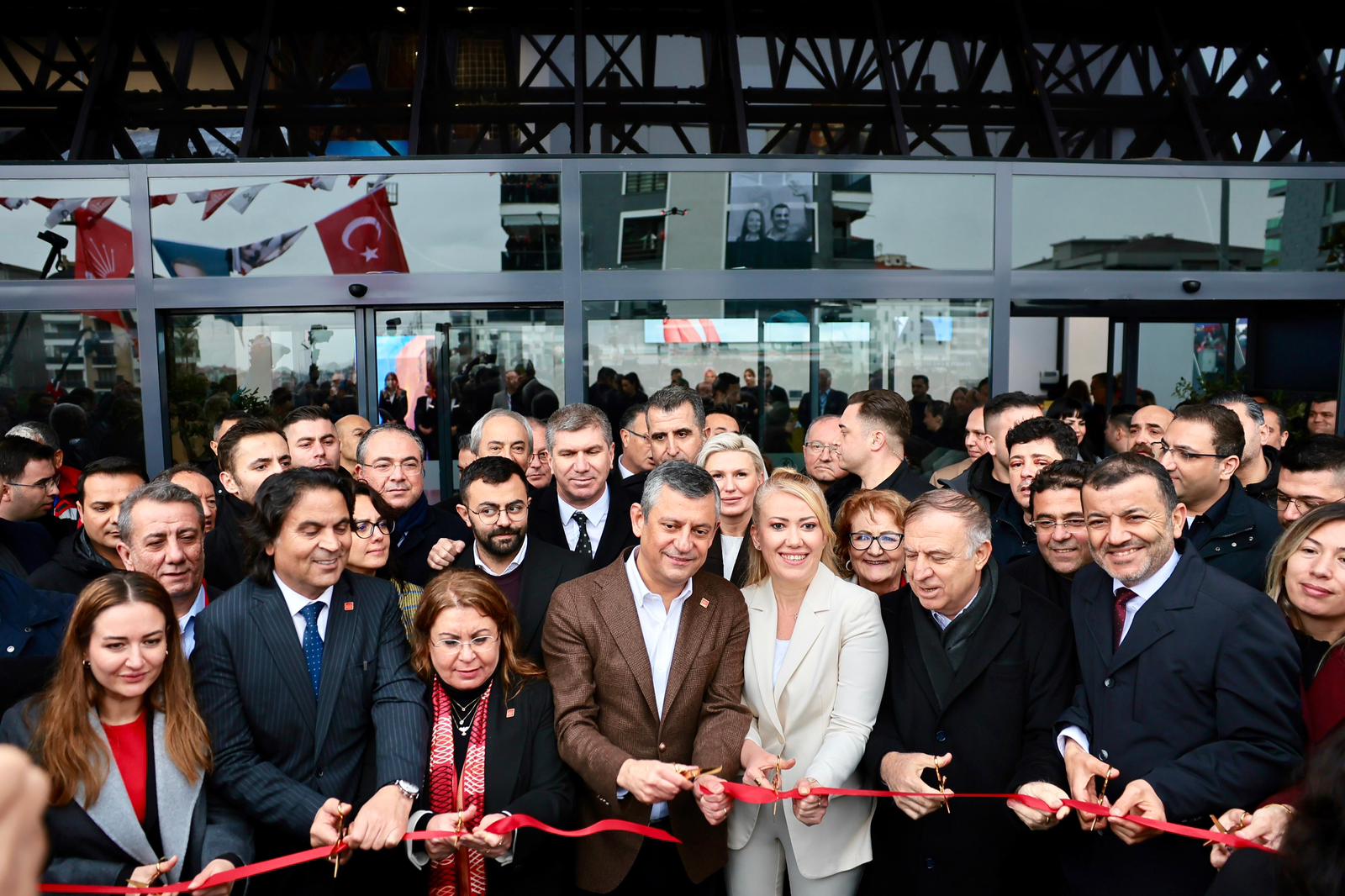 Chp Genel Başkani Özgür Özel “Helal Olsun Şeni̇z Başkanima” (3)