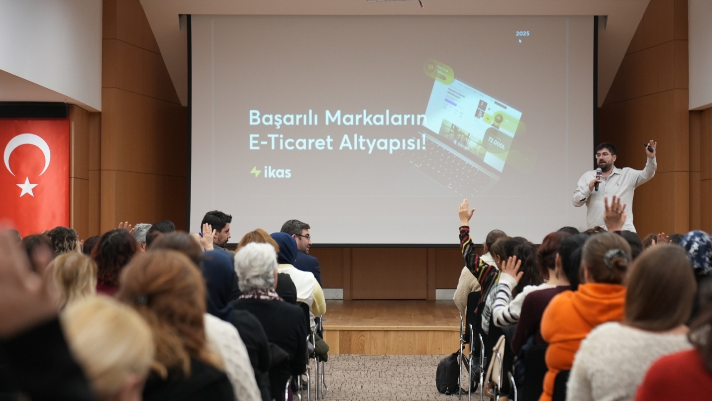 Denizli Büyükşehir’den Kadınlara Dijital Güç Eğitimi (1)