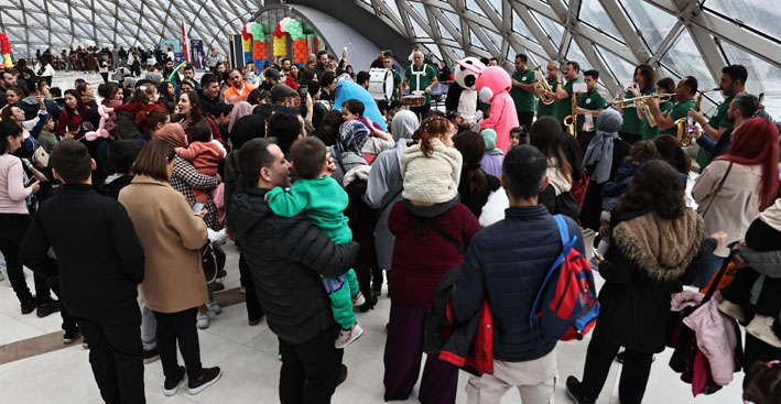 Denizli Büyükşehir’den Yarıyıl Tatilinde Merkezden Ilçelere Çocuk Şenliği (4)