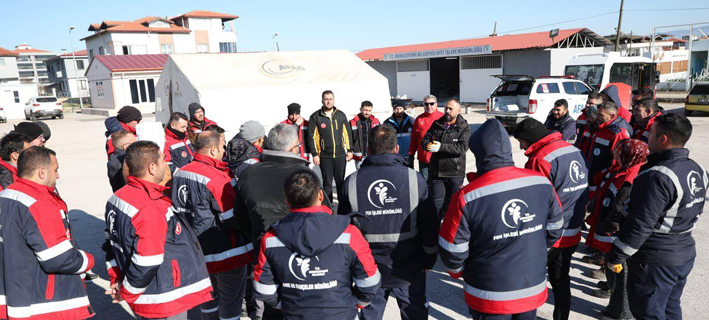 Merkezefendi̇ Beledi̇yesi̇ Personeli̇ne Afet Farkindalik Ve Çadir Kurma Eği̇ti̇mi̇ (2)