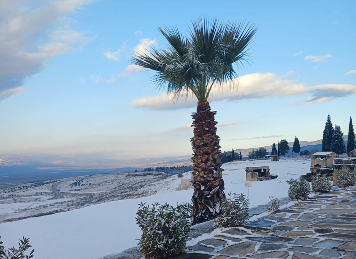 Pamukkale Karla Kaplandı 04