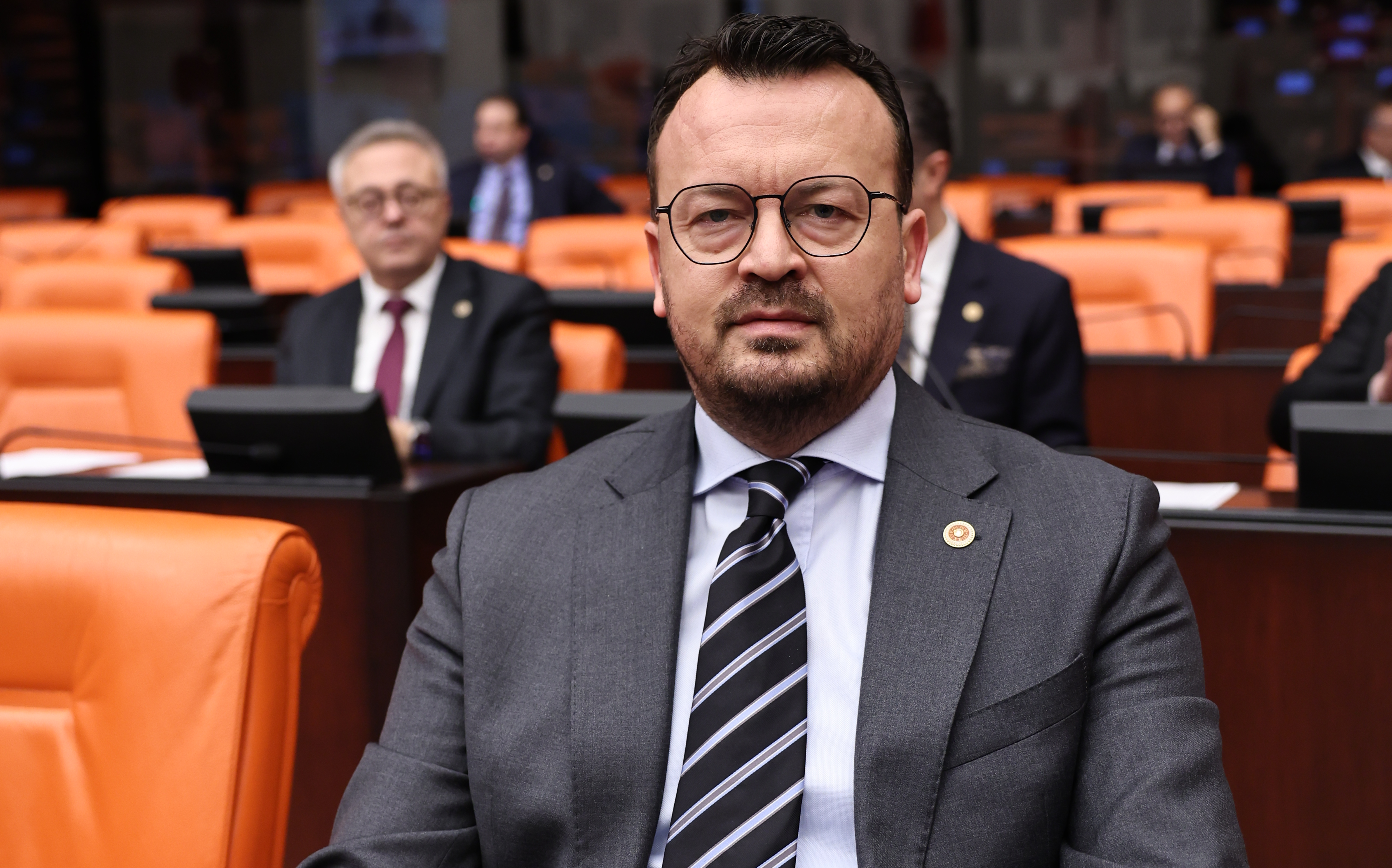 Ş E R E F A R P A C I