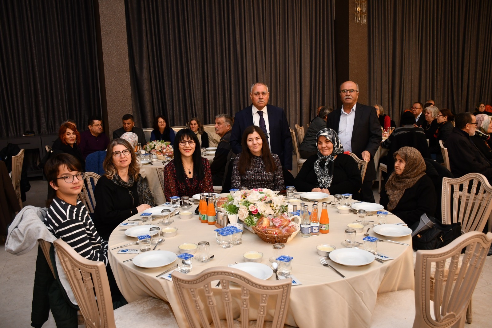 Selcenliler Yardımlaşma Ve Dayanışma (1)