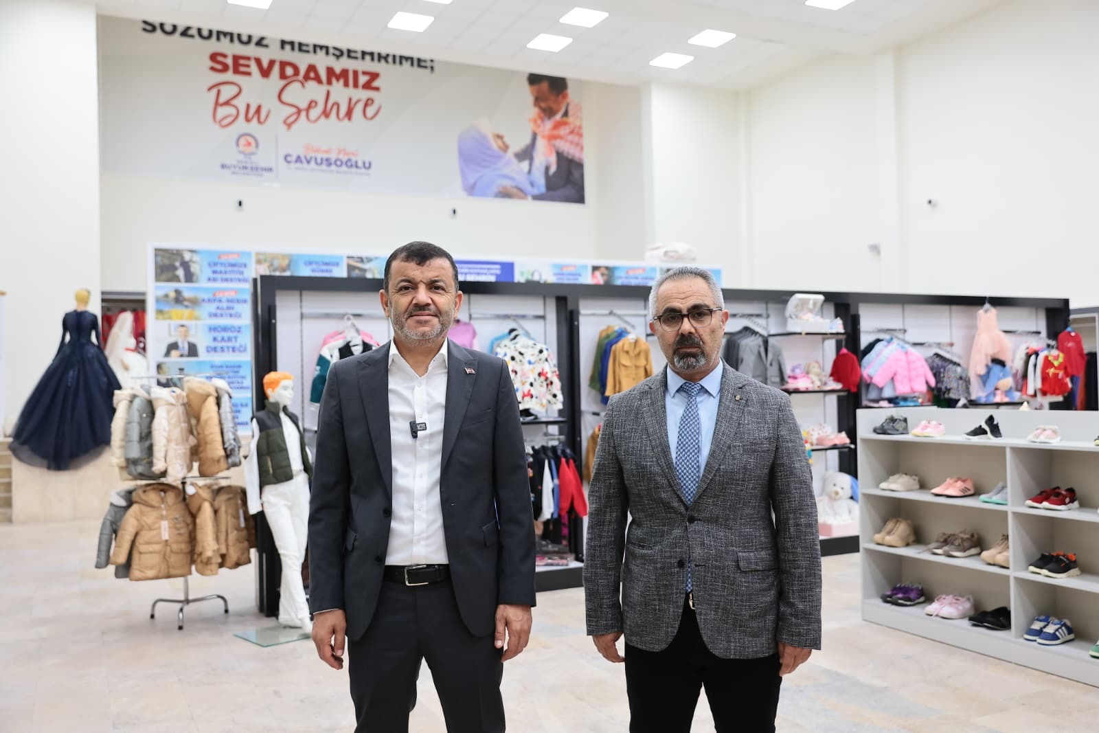 Sevgi Eli Binlerce Aileye Umut Oldu (1)