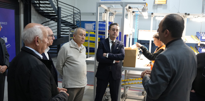 Whatsapp Image 2026 01 22 At 21.13.49 (1)