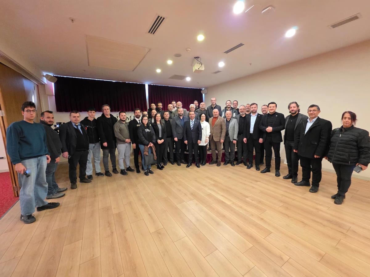 2025 Y I L I I H R A C A T I 100 M I L Y O N D O L A R 1770985414