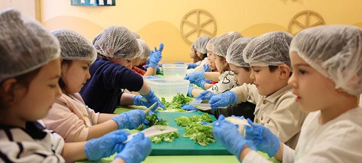 Atatürk Bi̇li̇m Merkezi̇’nden Kreşe Uzanan Üreti̇m Döngüsü (12)